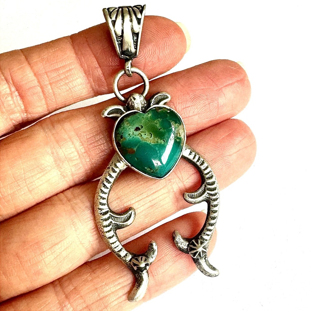 Navajo Heart Naja Pendant Turquoise 2.5in Squash Unsigned Harold Tahe Squash